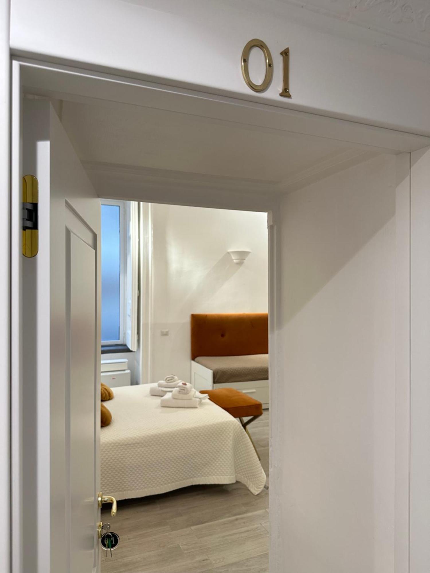 Maison M Napoli Boutique Rooms Экстерьер фото